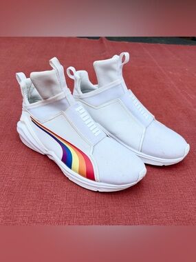 PUMA Fierce 2 Pride Puma White, Rainbow Stripe. slip-op sneaker, Woman 10
